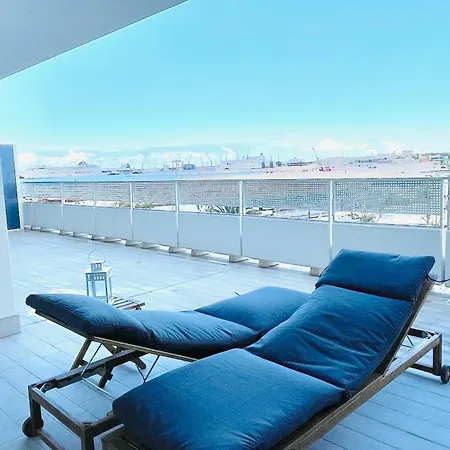 شقة House Of Cavani Sea View Terrace