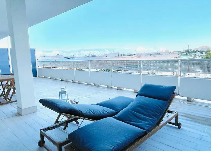 Апартаменты House Of Cavani Sea View Terrace