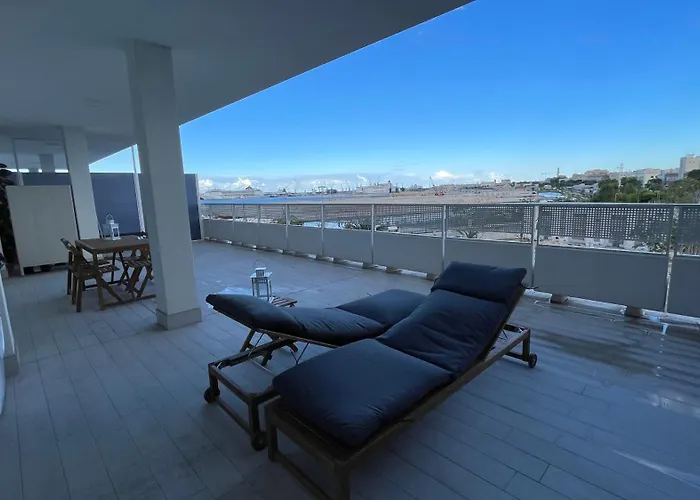 House Of Cavani Sea View Terrace Апартаменты *